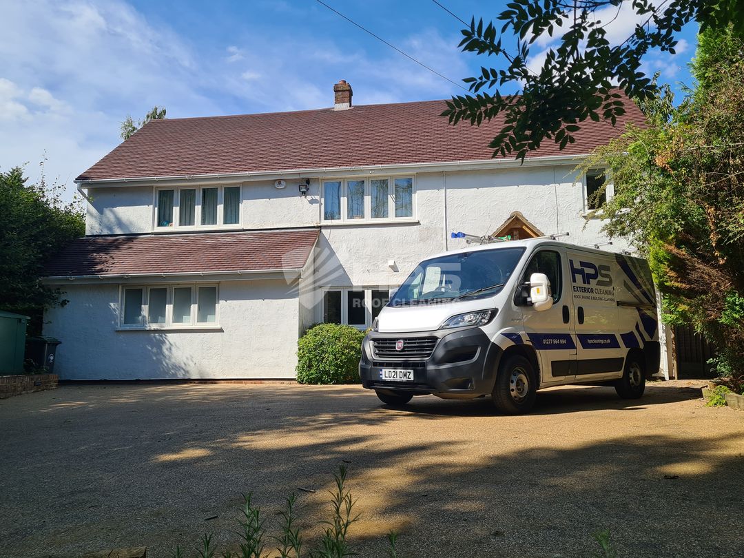 Burgandy roof paint Essex